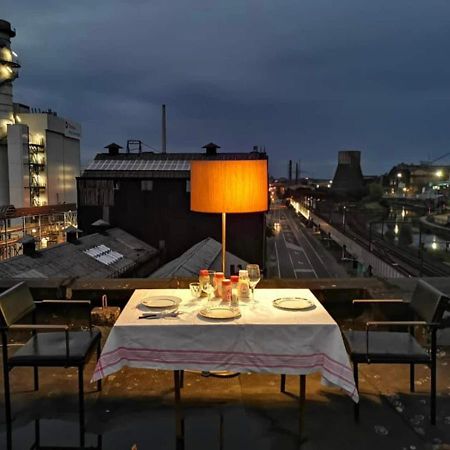 Ghostel 1St - Aventure Alternative - Guest House - Arts-Factory-Experience - For Artists, Makers And Open Minds - Attention, We Are Not A Hotel And Are Not Adapted For Everybody - Read Host Warnings Before Reservation - Www,Providence,Be Asbl Charleroi Extérieur photo