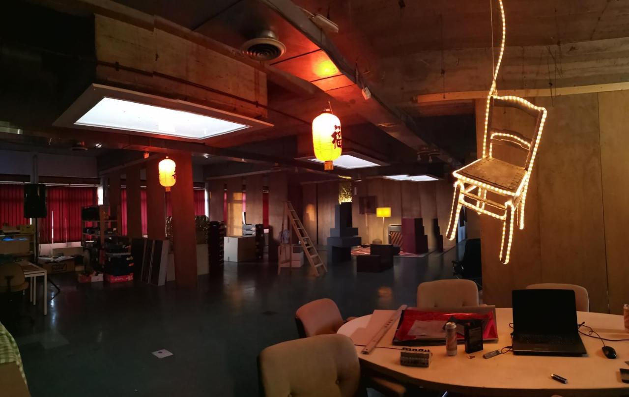 Ghostel 1St - Aventure Alternative - Guest House - Arts-Factory-Experience - For Artists, Makers And Open Minds - Attention, We Are Not A Hotel And Are Not Adapted For Everybody - Read Host Warnings Before Reservation - Www,Providence,Be Asbl Charleroi Extérieur photo