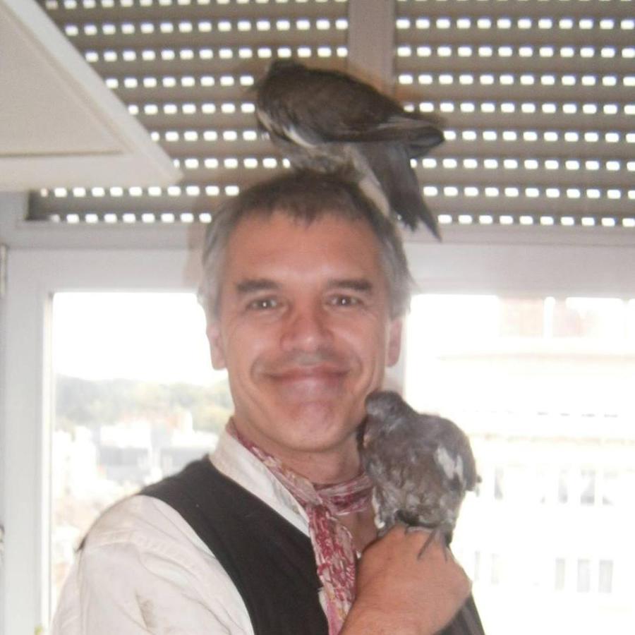 Ghostel 1St - Aventure Alternative - Guest House - Arts-Factory-Experience - For Artists, Makers And Open Minds - Attention, We Are Not A Hotel And Are Not Adapted For Everybody - Read Host Warnings Before Reservation - Www,Providence,Be Asbl Charleroi Extérieur photo